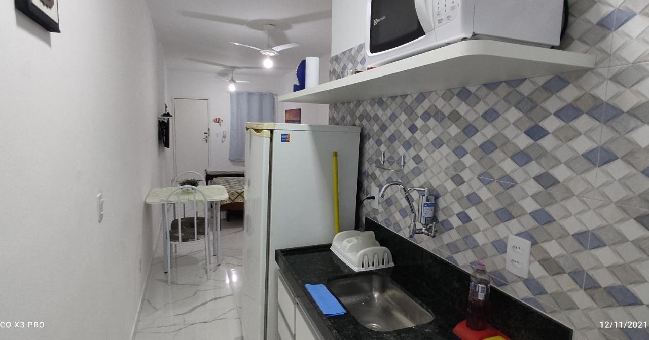 Quitinete No Centro A Poucos Passos Da Praia Guarapari Extérieur photo